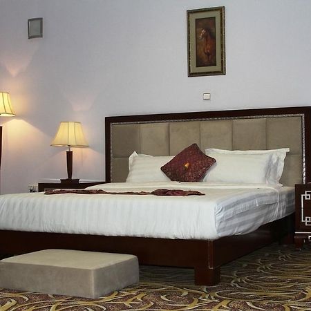 Afarensis International Hotel Addis Ababa Exterior photo