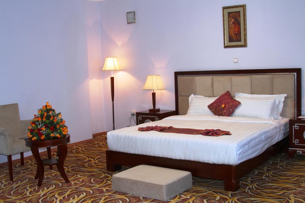 Afarensis International Hotel Addis Ababa Exterior photo
