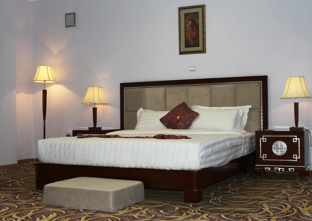 Afarensis International Hotel Addis Ababa Exterior photo