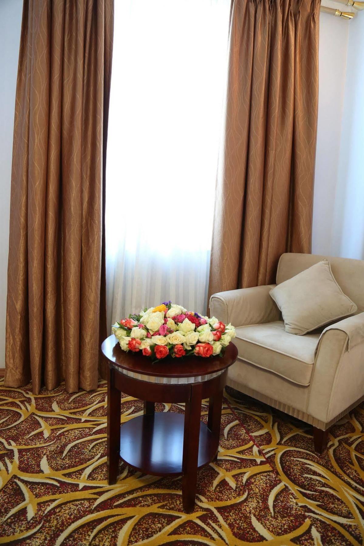 Afarensis International Hotel Addis Ababa Exterior photo