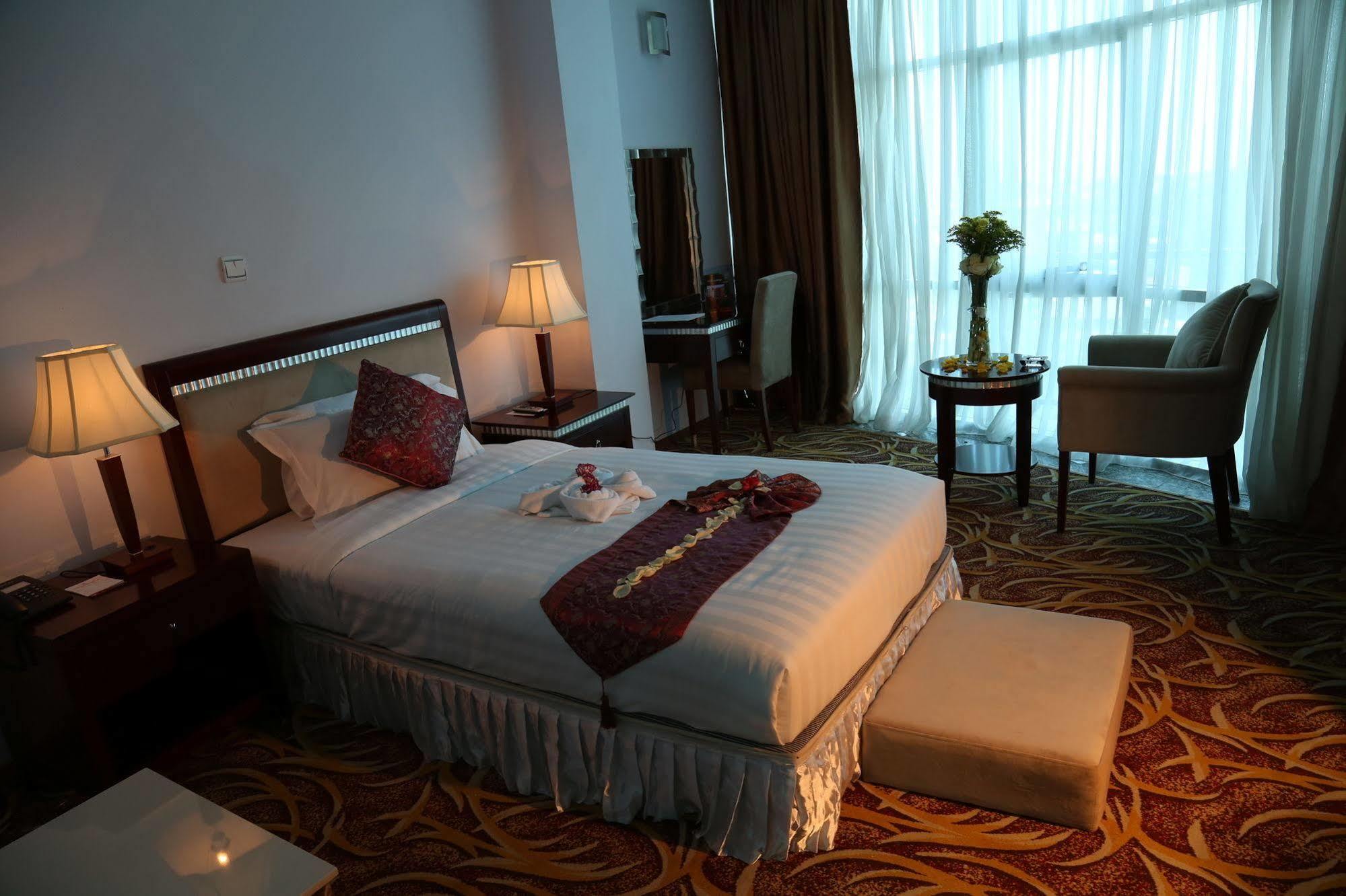 Afarensis International Hotel Addis Ababa Exterior photo