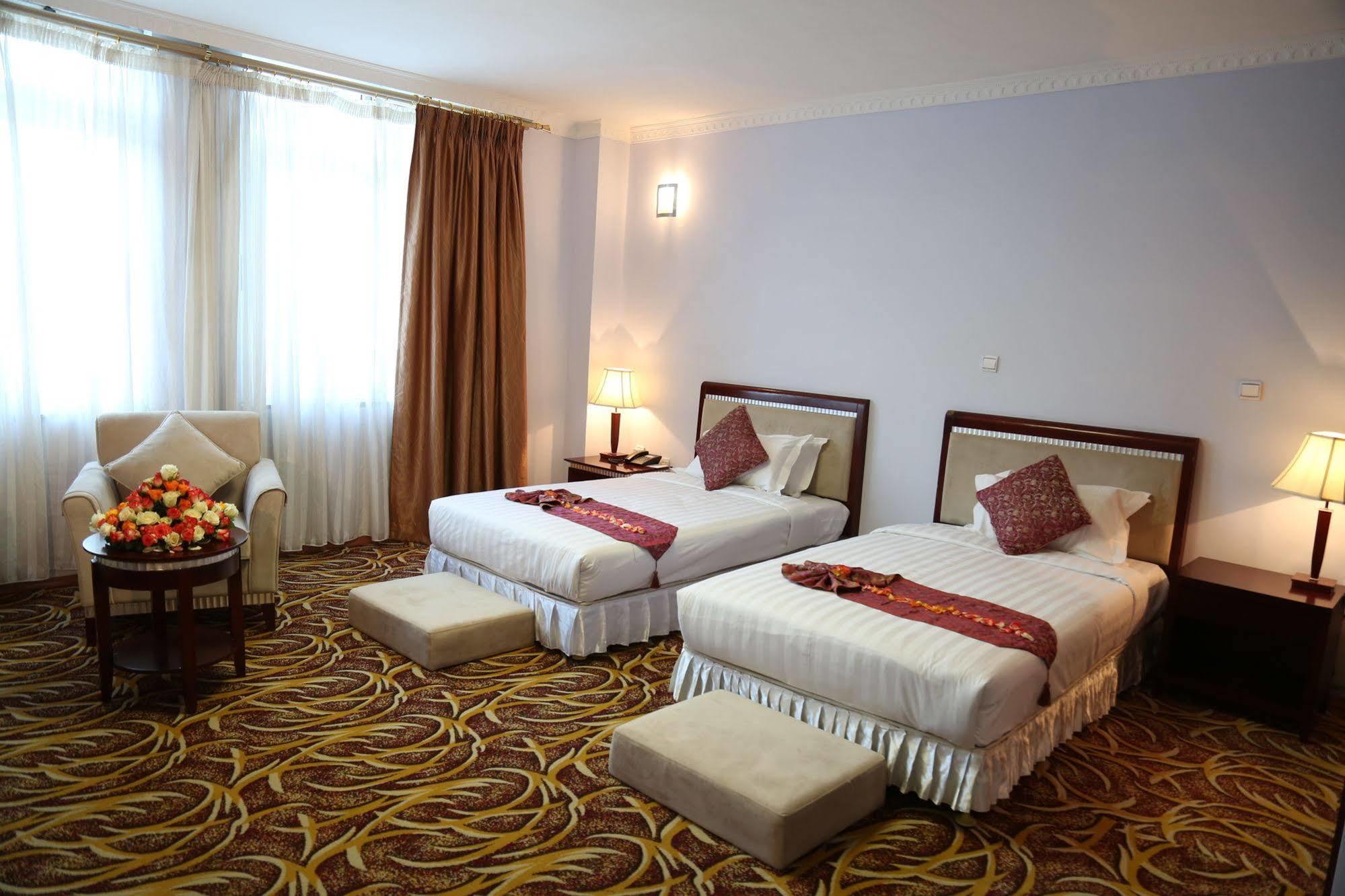 Afarensis International Hotel Addis Ababa Exterior photo